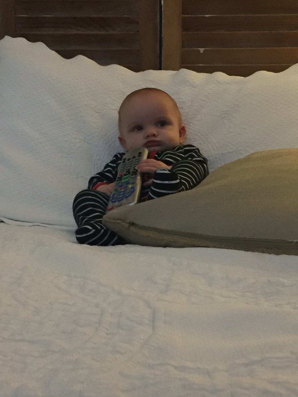 AITA for turning off Papa’s news mid-sob and switching it to cartoons?&nbsp;(2018)